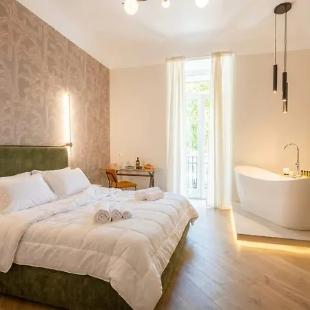 Savoia Station - Bubbles And Relax Aparthotel Bari